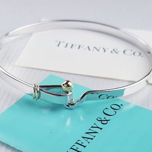 티파니 앤 코 KNOT 18K골드 앤 실버 팔찌 명품
