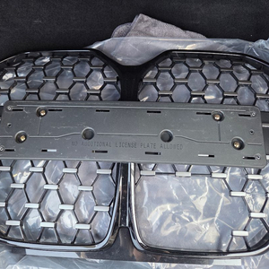 BMW G26 사이드미러 커버 . 그릴