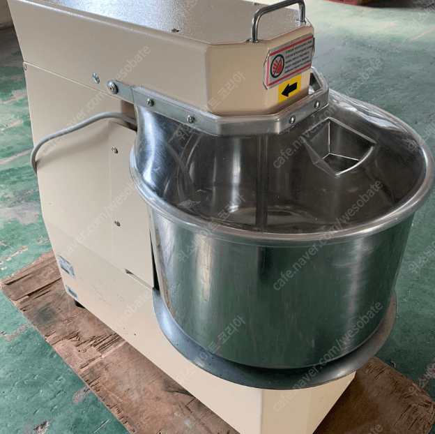 설먼 헤라클레스 15kg 스파이럴믹서 제과제빵기계 중고제과제빵기계 제과제빵 이미지