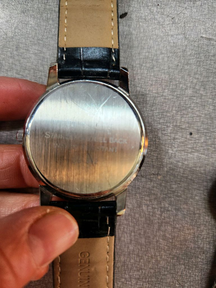 닥스 손목시계 남성용/여성용 2개 일괄 이미지