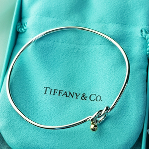티파니 앤 코 KNOT 18K골드 앤 실버팔찌 여성용