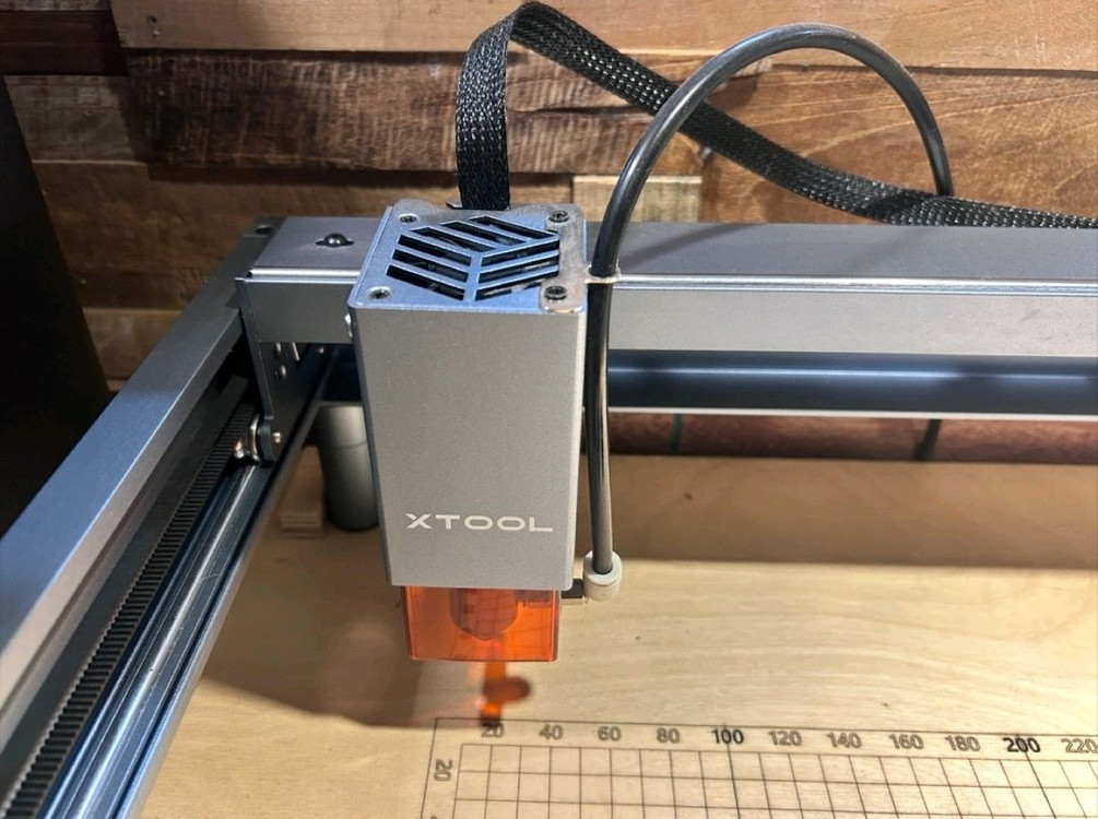 XTOOL D1 레이저 각인기 이미지
