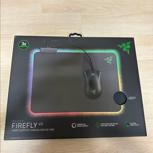 레이저 파이어플라이 v2 게이밍 마우스패드