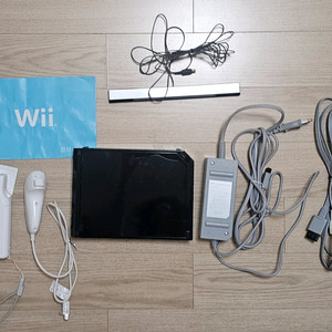 닌텐도 Wii 본체 + 컨트롤러 세트