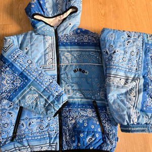 히로 페이즐리 스노우셋 스키복 140