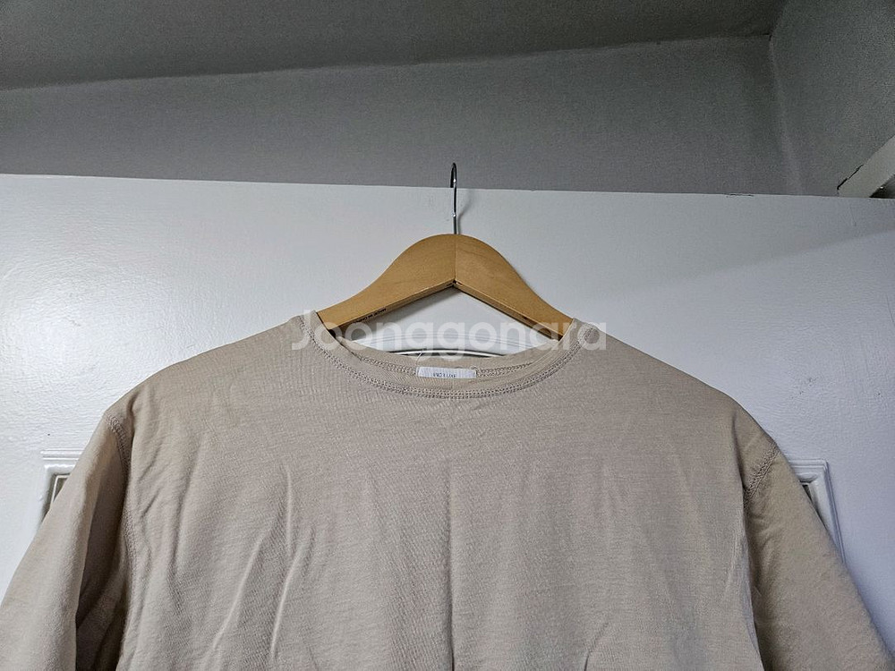 인디브랜드 베이지 실켓 반팔티셔츠 편의점 반값 택포 6천원--1