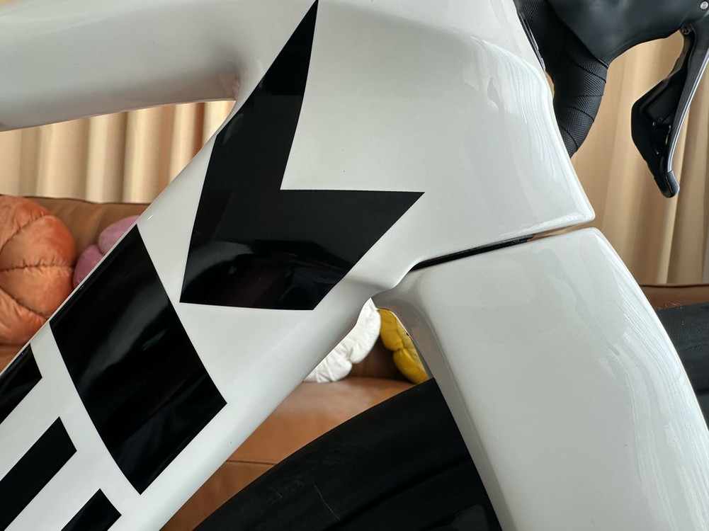 22년 트렉 마돈 sl6 울테그라di2 47사이즈 여성이 운용 이미지