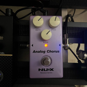 Nux 코러스 기타이펙터