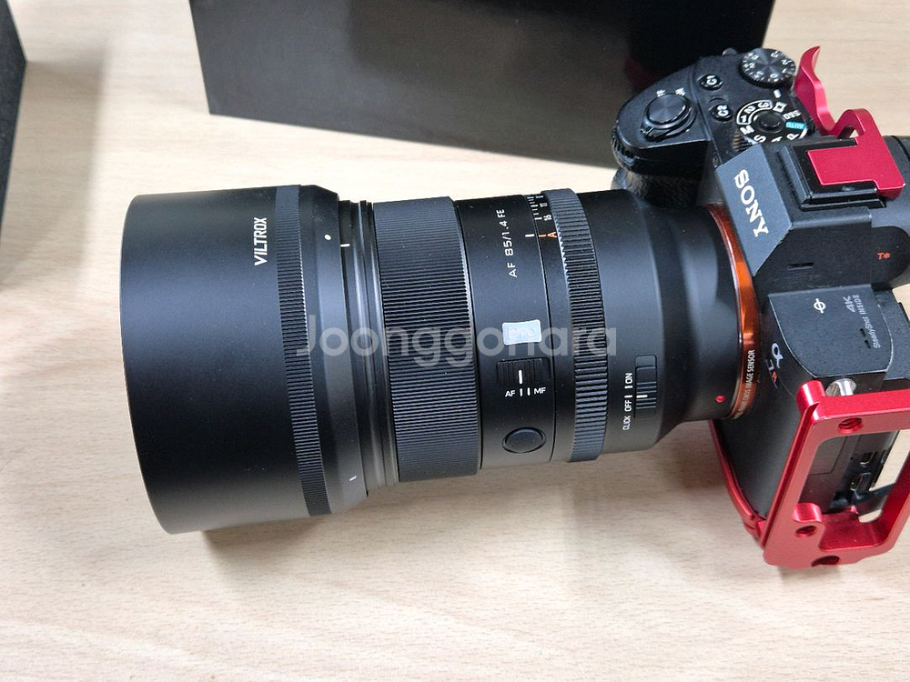 FE 85mm F1.4 pro , 50mm f2 Air 렌즈--1