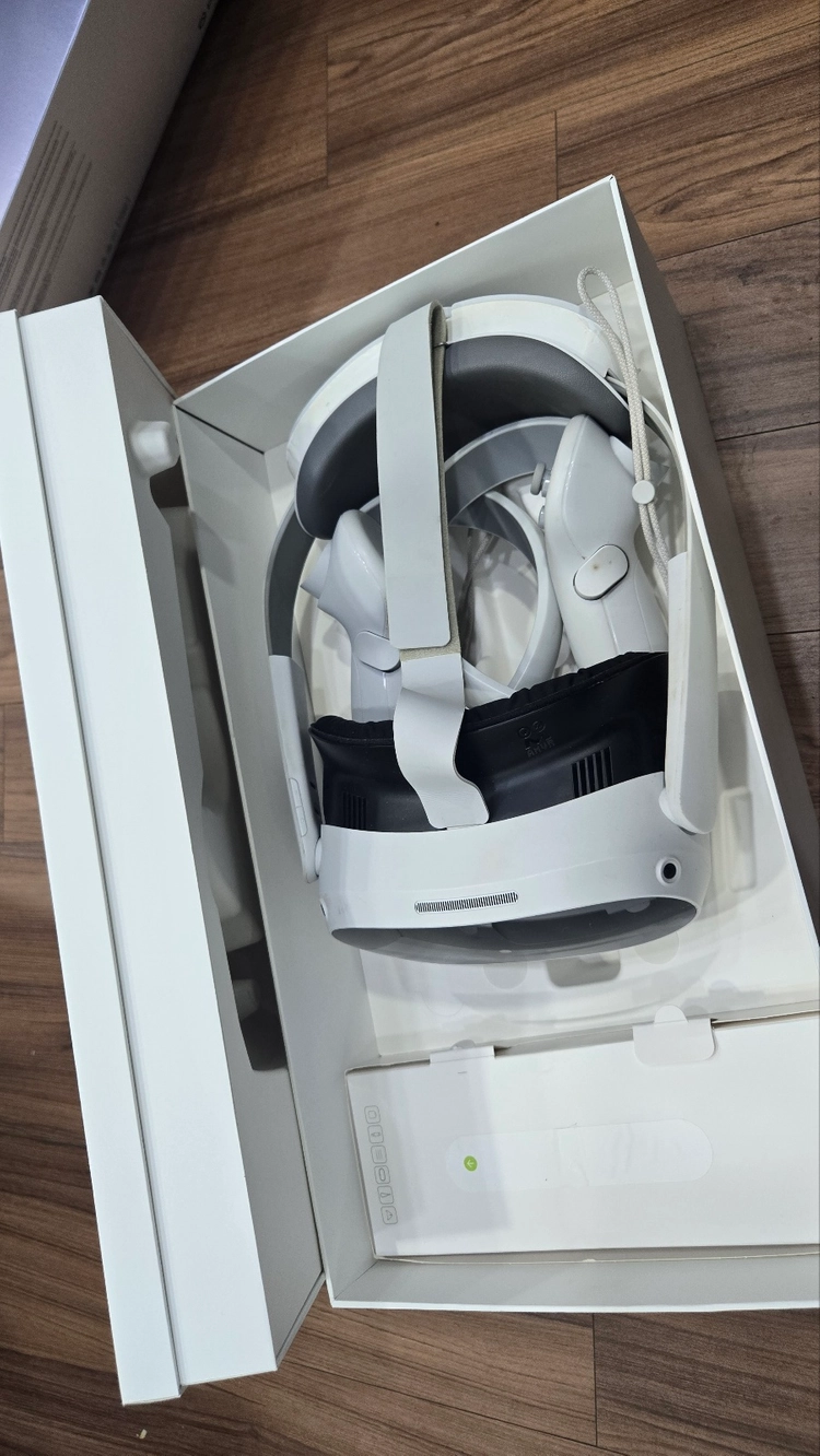 피코4 PICO4 VR 헤드셋 256GB 판매 이미지