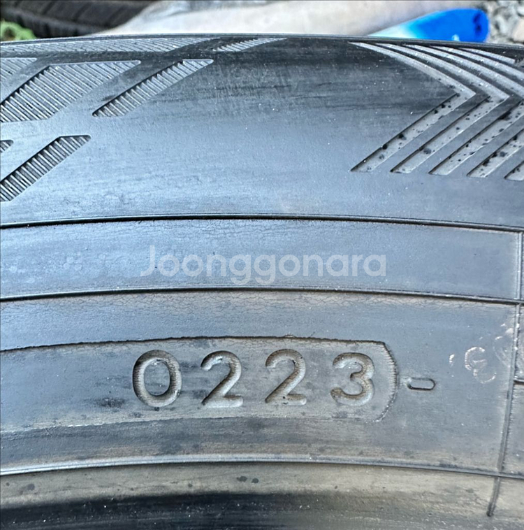 255 55 18요코하마중고타이어한대분2555518--4