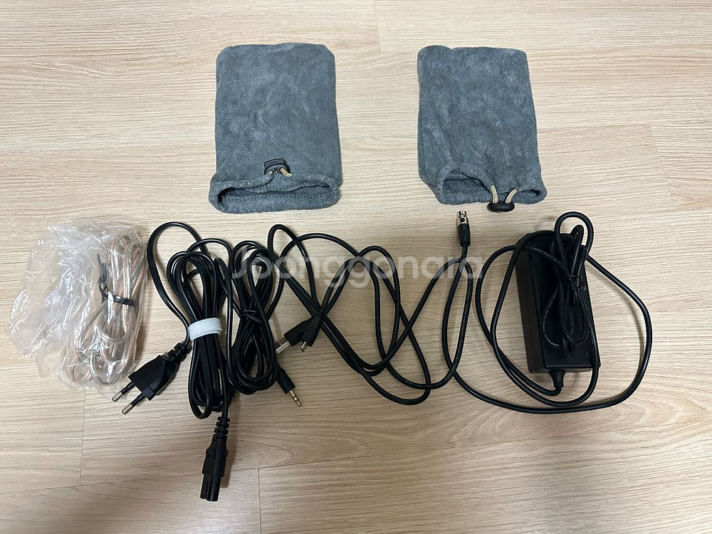 오디오엔진 A2+ 화이트--3