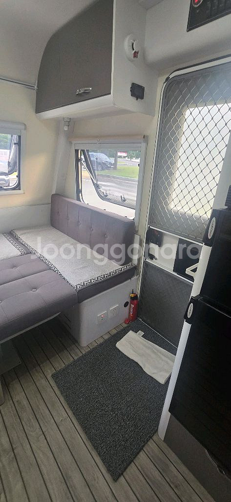 캠핑 카라반 트레일러--5