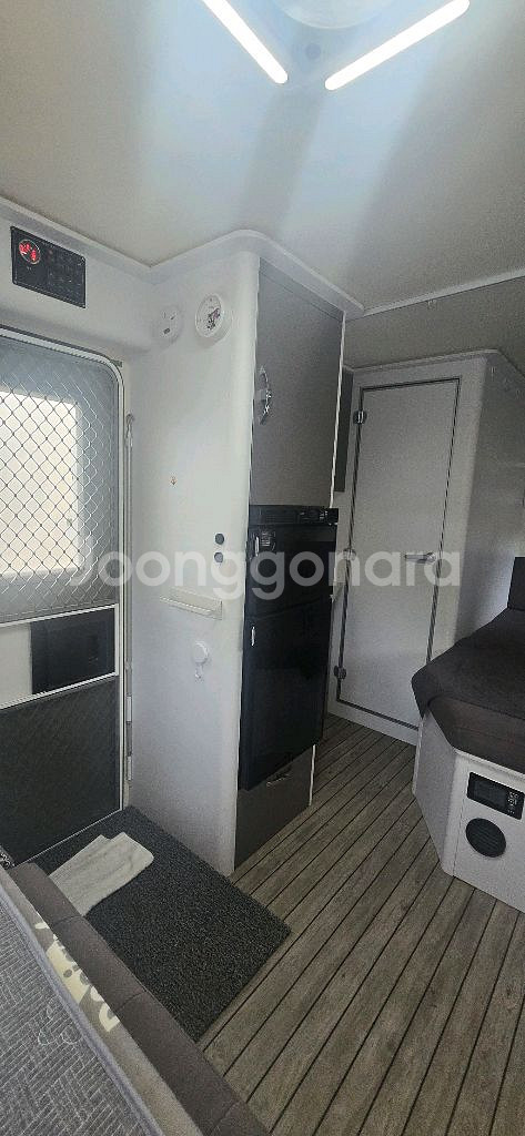 캠핑 카라반 트레일러--3