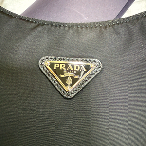 프라다 리나일론 호보백