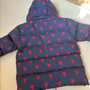 콩제슬래드 빨간하트 패딩 2Y