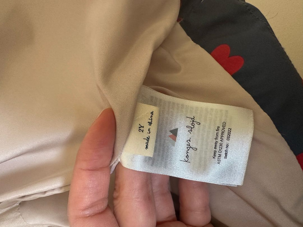 콩제슬래드 빨간하트 패딩 2Y--2