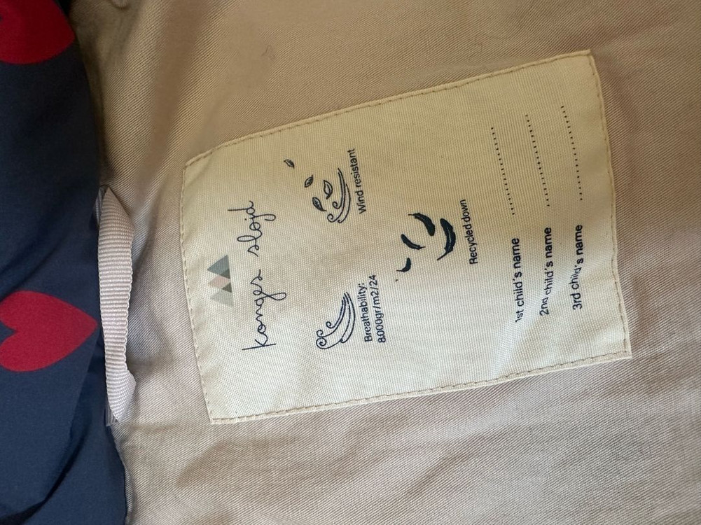 콩제슬래드 빨간하트 패딩 2Y--3