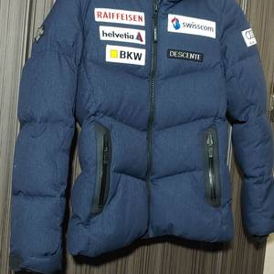 데상트 아우디 스위스스키팀 패딩 85