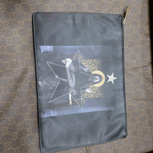 지방시 마리아 클러치백