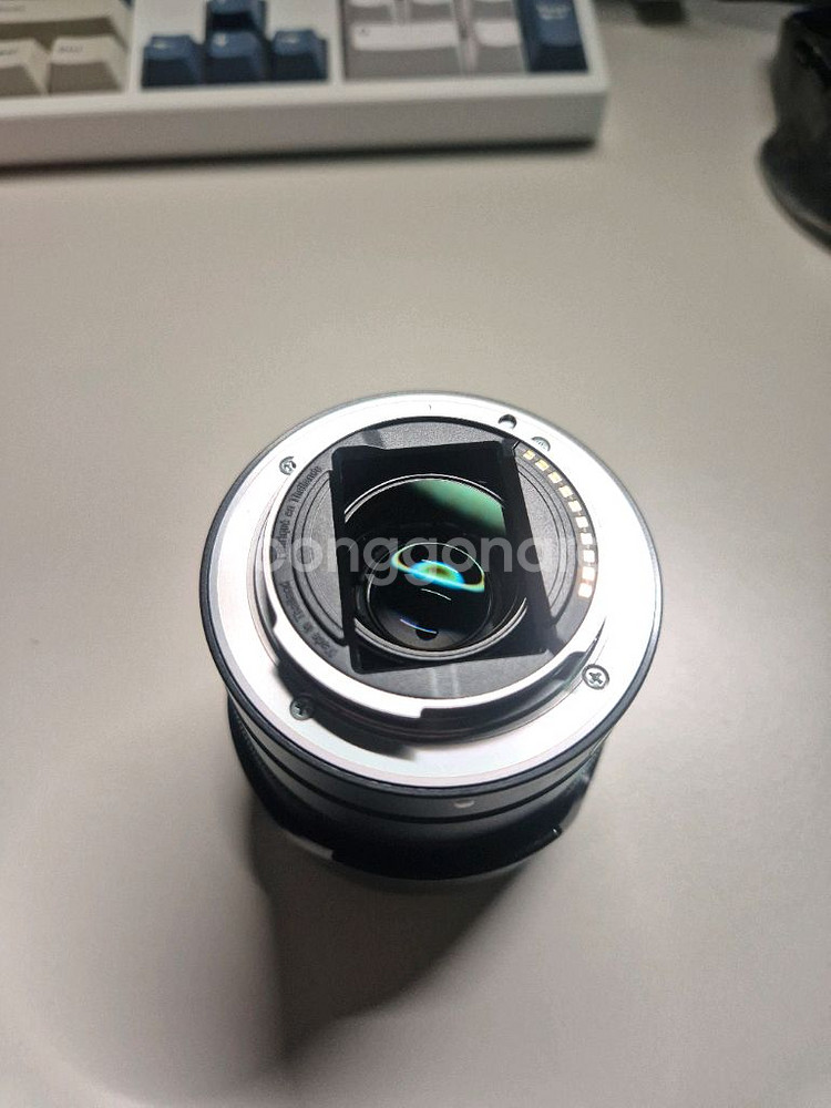 소니 FE 28mm F2.0 단렌즈--2