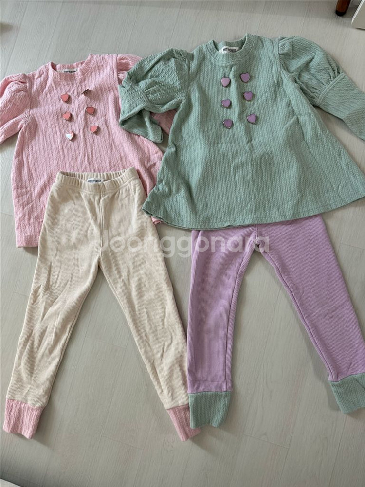 쌍둥이 딸둥이 겨울옷 일괄 6~7세--1