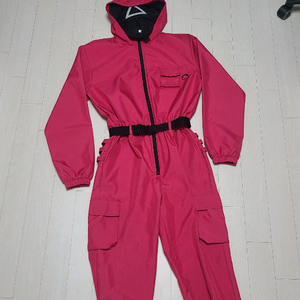 오징어게임 핑크솔져 병정 코스튬 (점프슈트,세모 마스크)