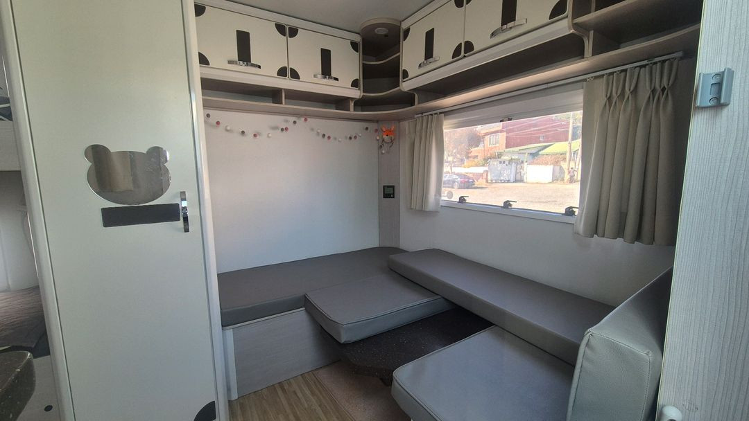 까방카라반 트레일러--3