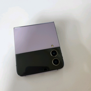 갤럭시제트플립4 512기가 잔상없어요