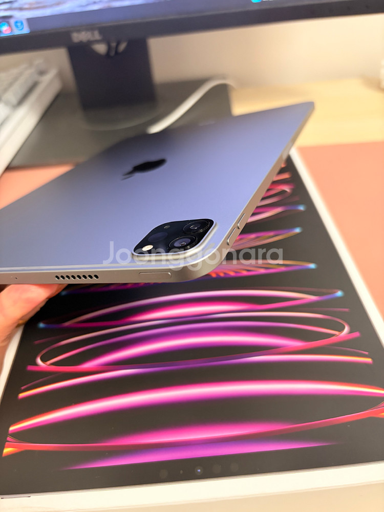 아이패드 프로 4세대 m2 11인치 128기가 스그 와이파이--4