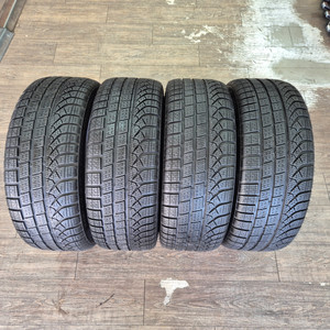 245 40 19 / 2454019 피렐리 피제로 런플렛 윈터 스노우