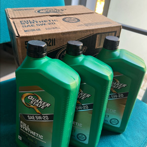 퀘이커스테이트 5W20 엔진오일 9L