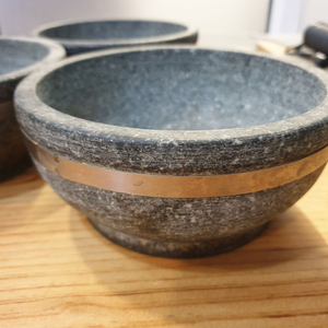 돌솥, 돌비빔기 (미사용 새제품) 팝니다