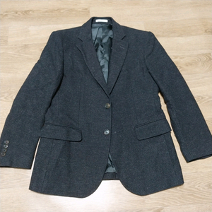 로가디스 두께감 있는 수트 남성95 사이쥬