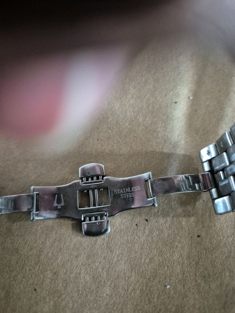 브로바 아큐트론 남성용 시계