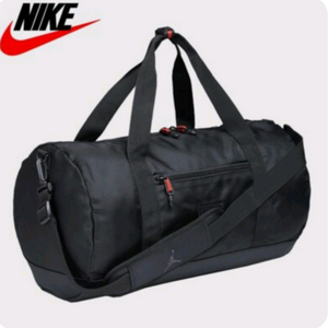 새상품 나이키 조던 더플백 그레이 헤더 슈프림 아디다스