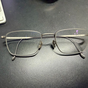 마수나가 코드F #22 엔틱실버 51-20 Masunaga Chord F #22 스퀘어 셰입 가벼운 티타늄테 오징어