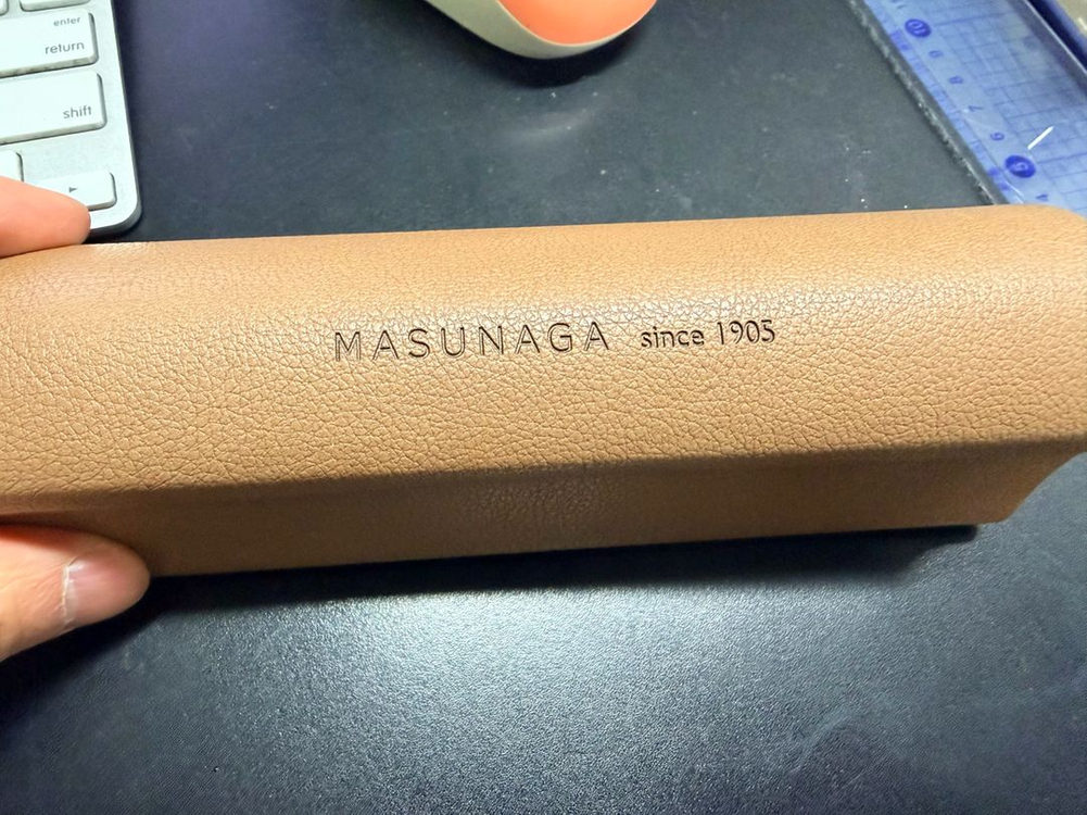 마수나가 코드F #22 엔틱실버 51-20 Masunaga Chord F #22 스퀘어 셰입 가벼운 티타늄테 오징어--1