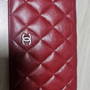 (정품) 샤넬 케비어 장지갑입니다