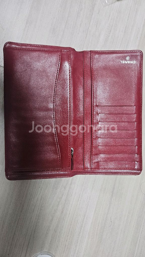 (정품) 샤넬 케비어 장지갑입니다--1