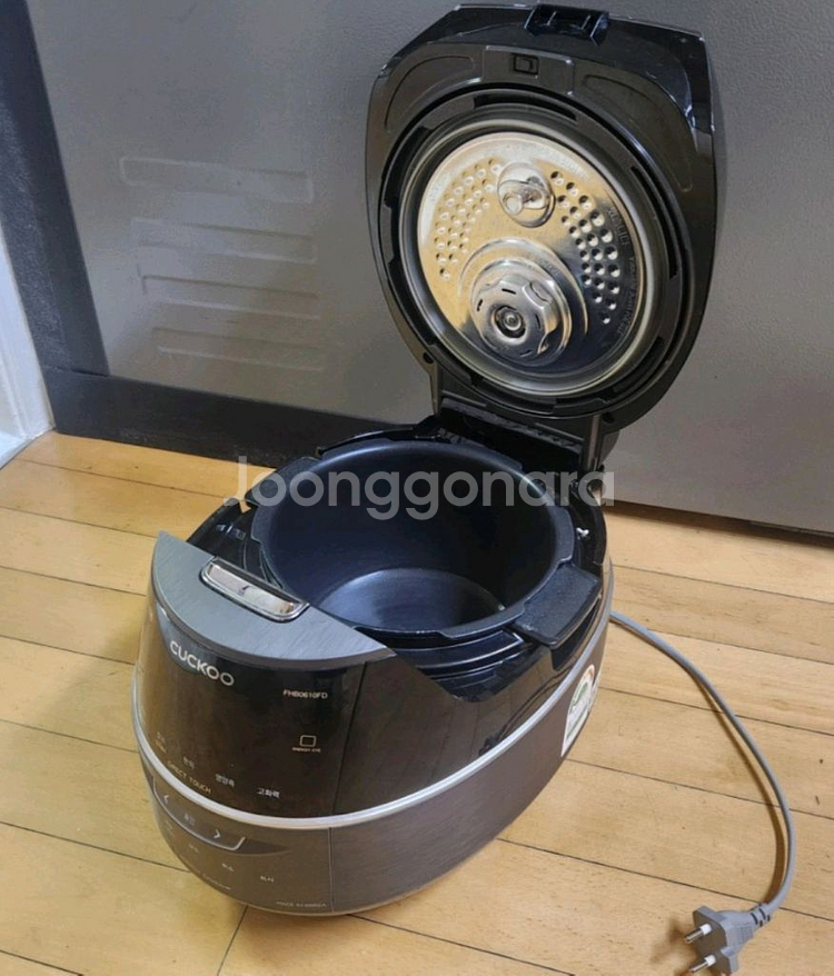 쿠쿠 6인용 전기밥솥 fhb0610fd--1