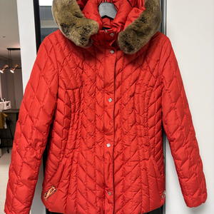 가나스포르티바 고급 구스다운 (새상품급/백화점구입/착샷)