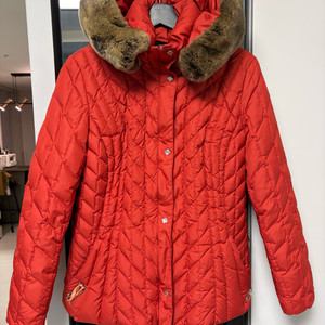 가나스포르티바 고급 구스다운 (새상품급/백화점구입/착샷)