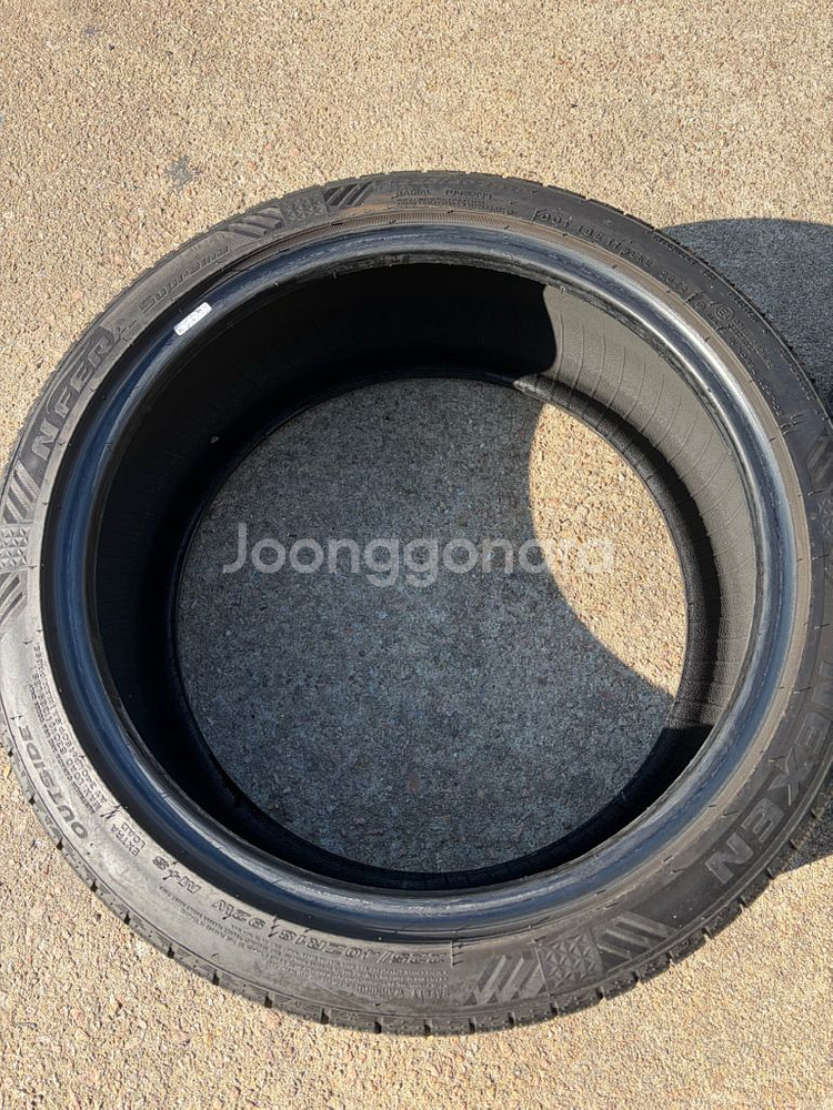 225 40 18 넥센 타이어 2개--1