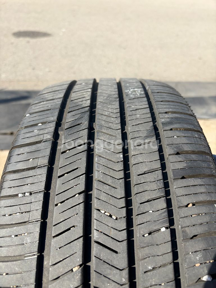 225 40 18 넥센 타이어 2개--5