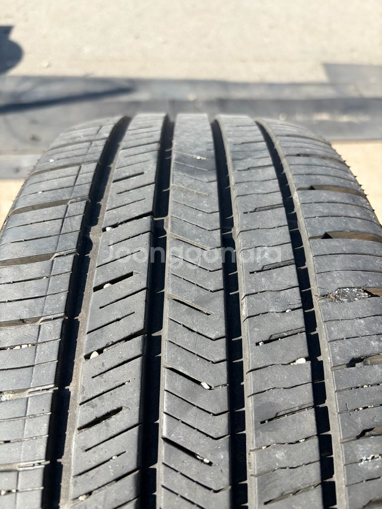 225 40 18 넥센 타이어 2개--4