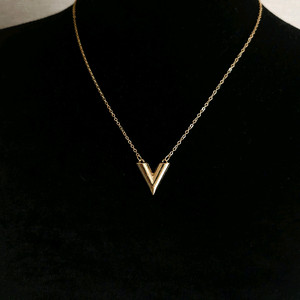 새상품,선물박스포장]데일리 V자 골드 써지컬 목걸이/귀걸이 반지 팔찌 진주 샤넬 14k 18k 스와로브스키 반클리프