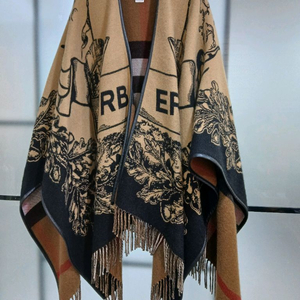 버버리 판쵸 블랑송 케이프 니트