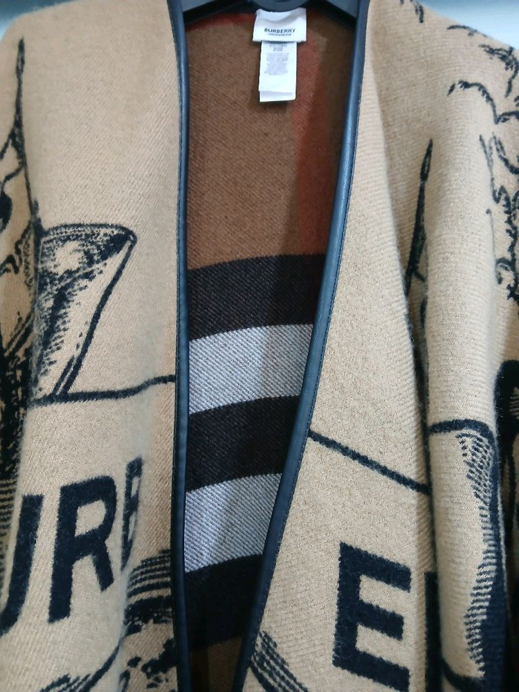 버버리 판쵸 블랑송 케이프 니트--1