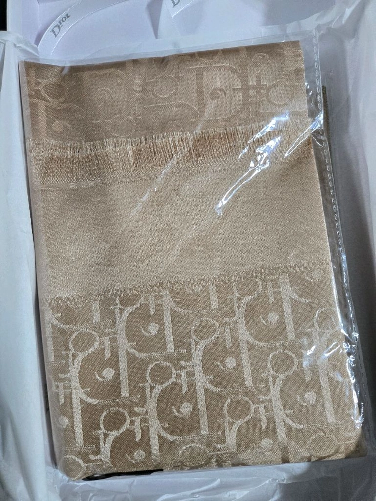 디올실크머플러 블랙 베이지 택포 이미지